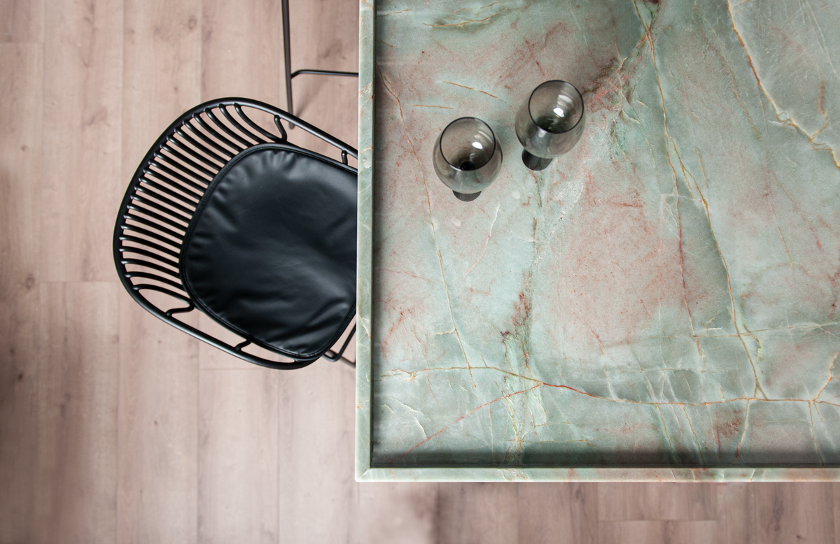 Morris & Loué showroom